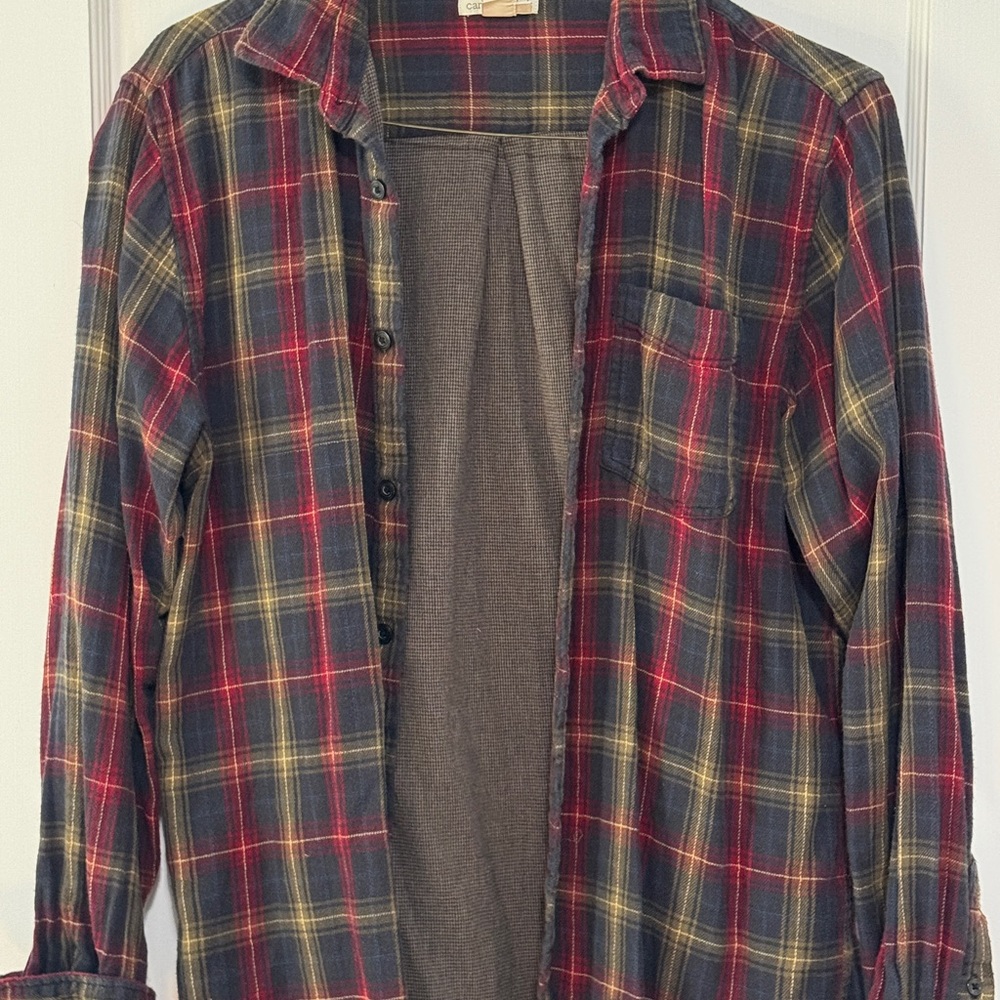 Casual Plaid Button-Down Shirt in Red and Blue